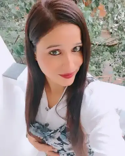 Call Girls in Parasia